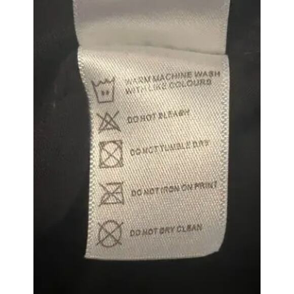 #2NWOT Chris Brown 11:11 Unisex TShirt Black Short Sleeve Great Gift for Fan Sm - Picture 4 of 5